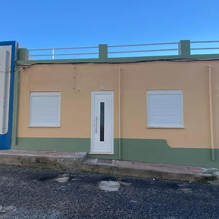 Casa Sao Marcos بيت للعطل